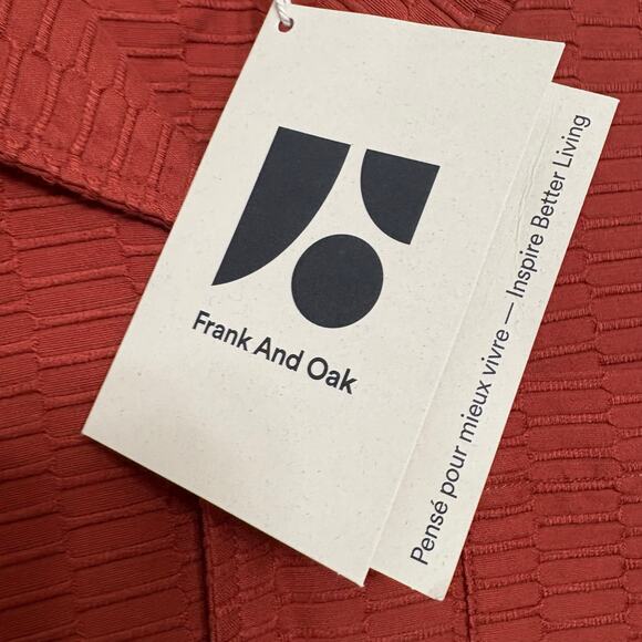 Frank and Oak men’s NWT’s textured Camp collared shirt. Size large - Picture 5 of 7